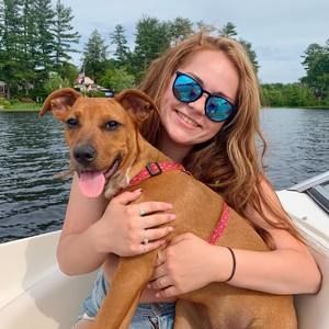 Meet your Posher, Olivia